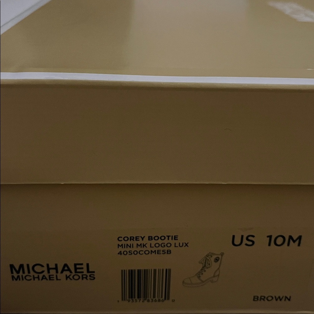 Michael Kors Corey mini MK logo boots, Luxe, brown - Picture 11 of 11